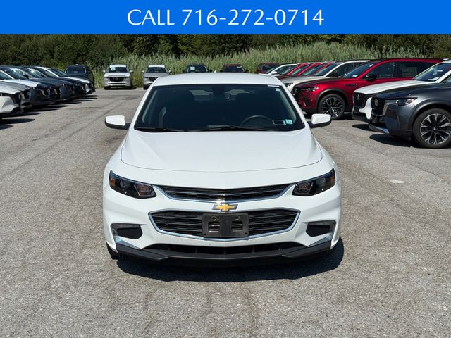 2018 Chevrolet Malibu 1LT photo 2