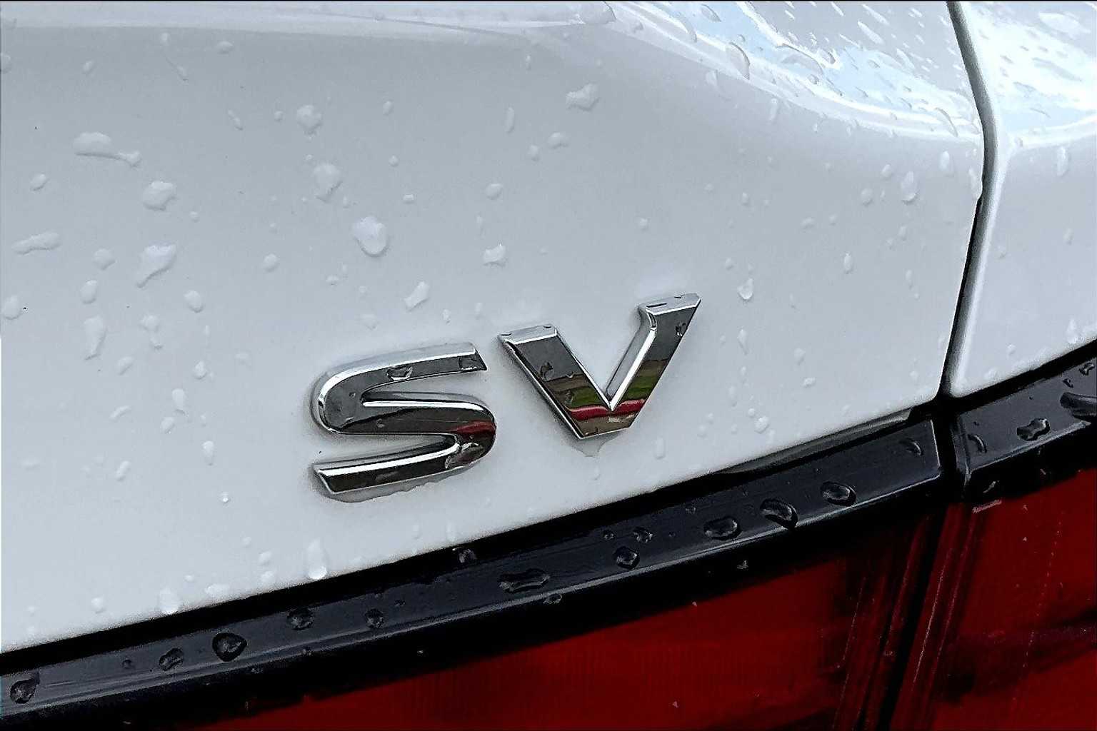 2022 Nissan Sentra SV photo 9