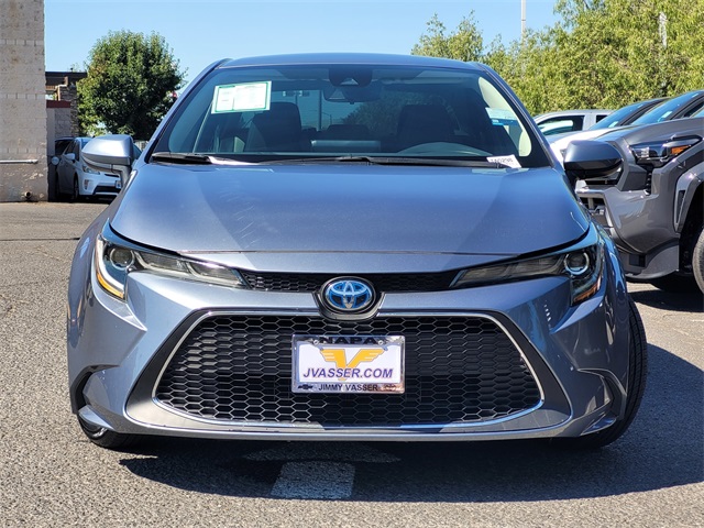 2022 Toyota Corolla Hybrid LE photo 3