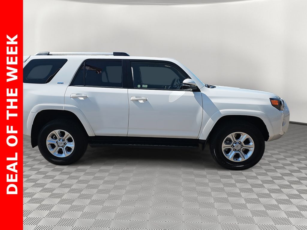 2024 Toyota 4Runner SR5 Premium photo 2