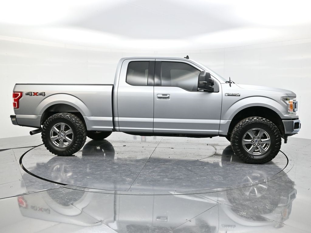 2020 Ford F-150 XLT photo 3