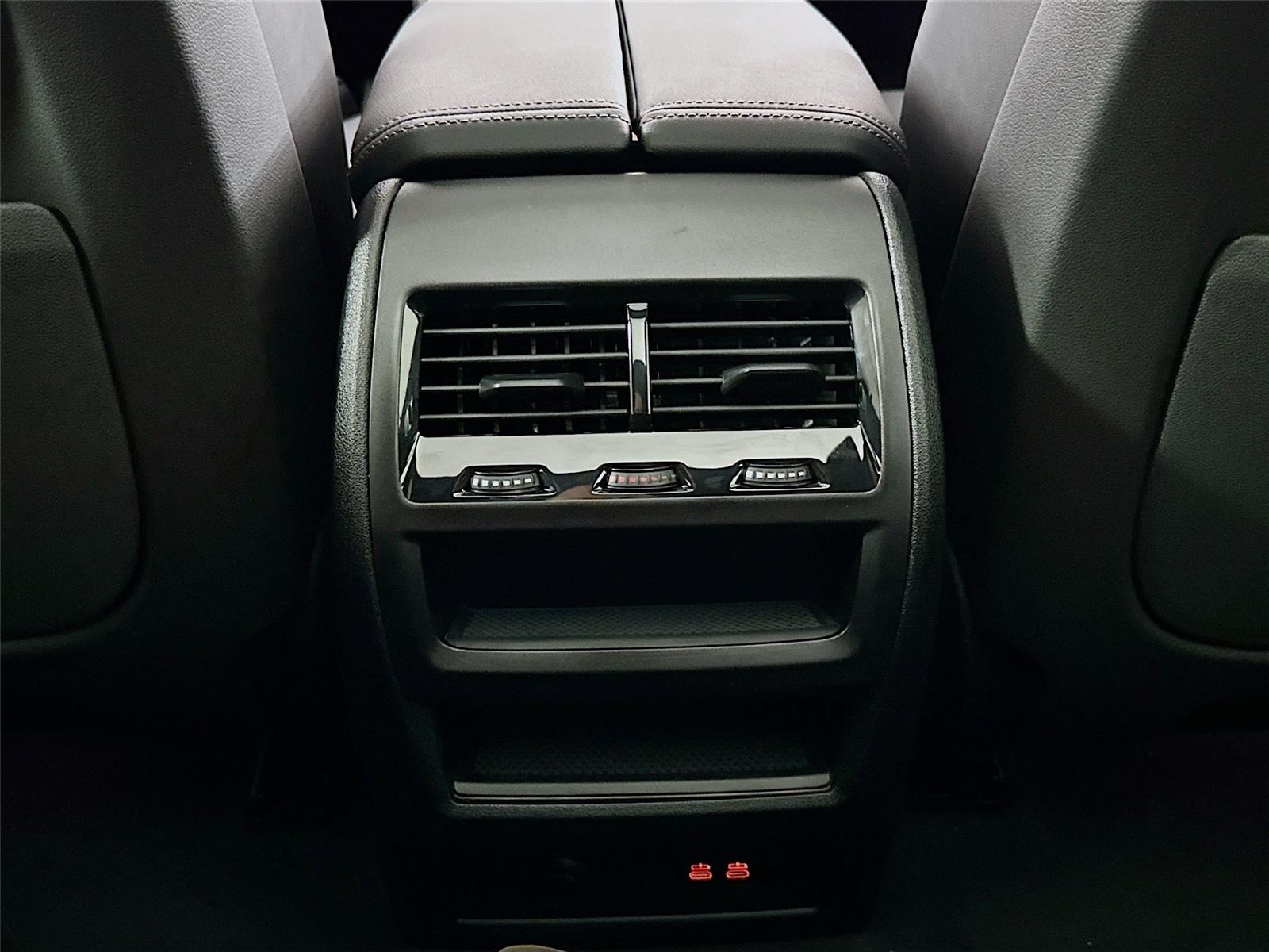 2026 Bmw X5 xDrive50e photo 25