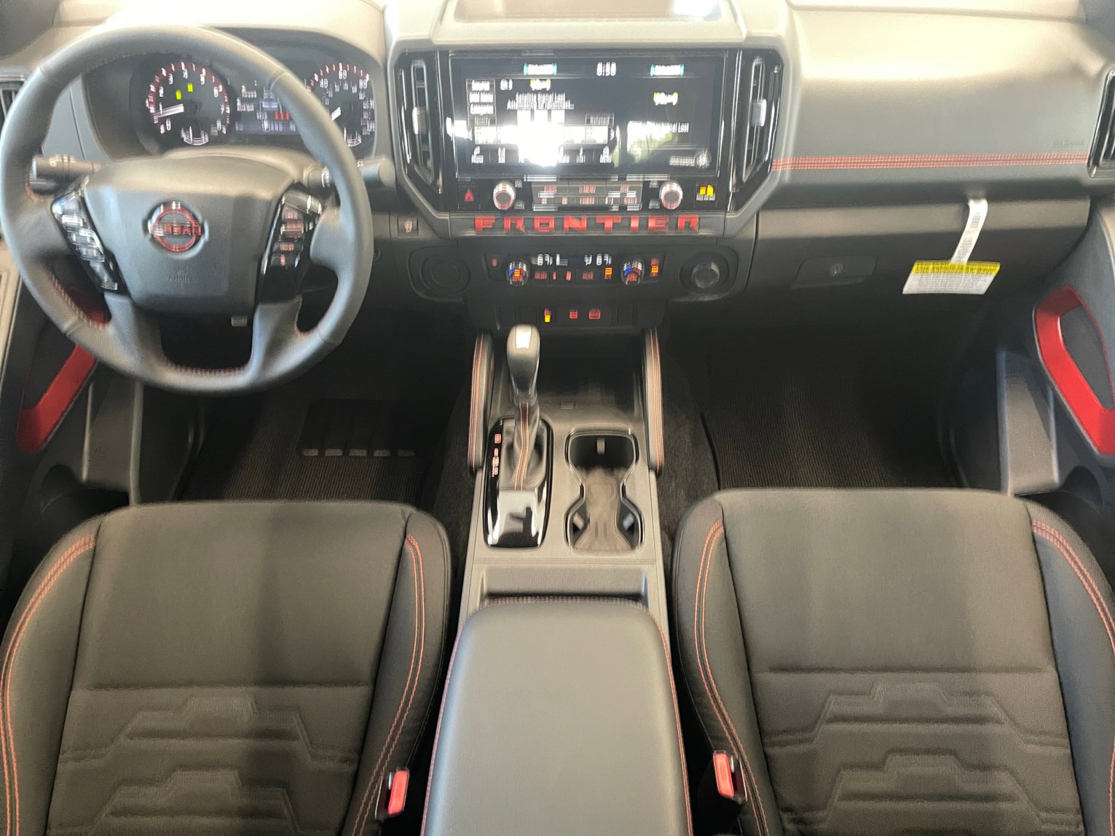 2025 Nissan Frontier PRO-X photo 2