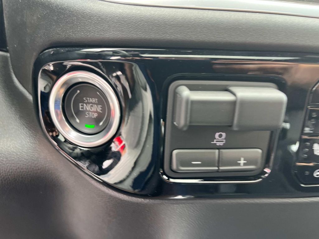 2026 Chevrolet Silverado 1500 High Country photo 22