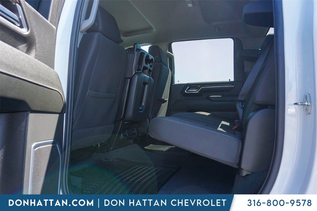 2024 Chevrolet Silverado 3500HD LT photo 21