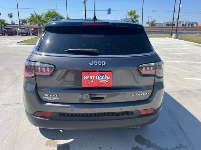 2022 Jeep Compass Limited photo 4