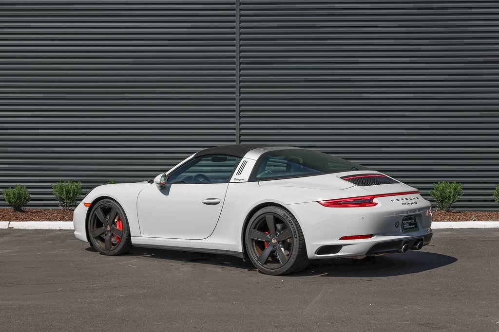 2019 Porsche 911 Targa 4S photo 3