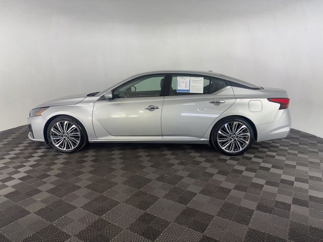 2023 Nissan Altima 2.5 SL photo 6