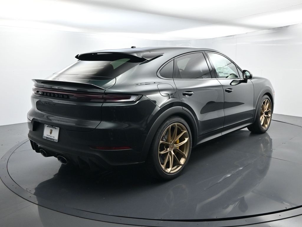 2026 Porsche Cayenne Turbo GT photo 13