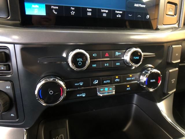 2025 Ford F-150 XLT photo 17