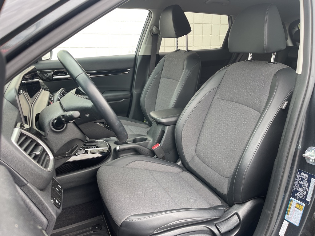2024 Kia Seltos S photo 10