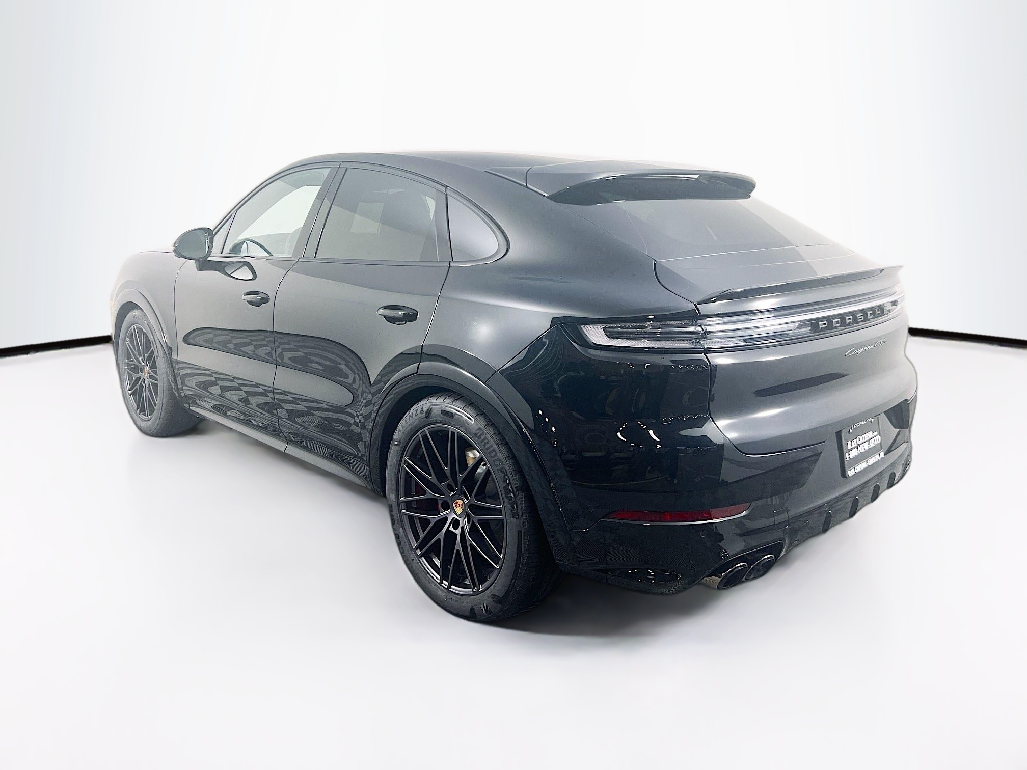 2026 Porsche Cayenne GTS Coupe photo 3