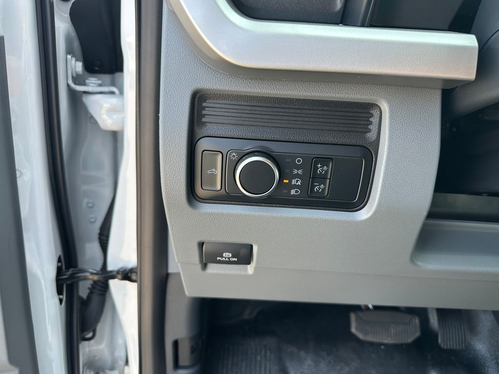2024 Ford F-450 XLT photo 15