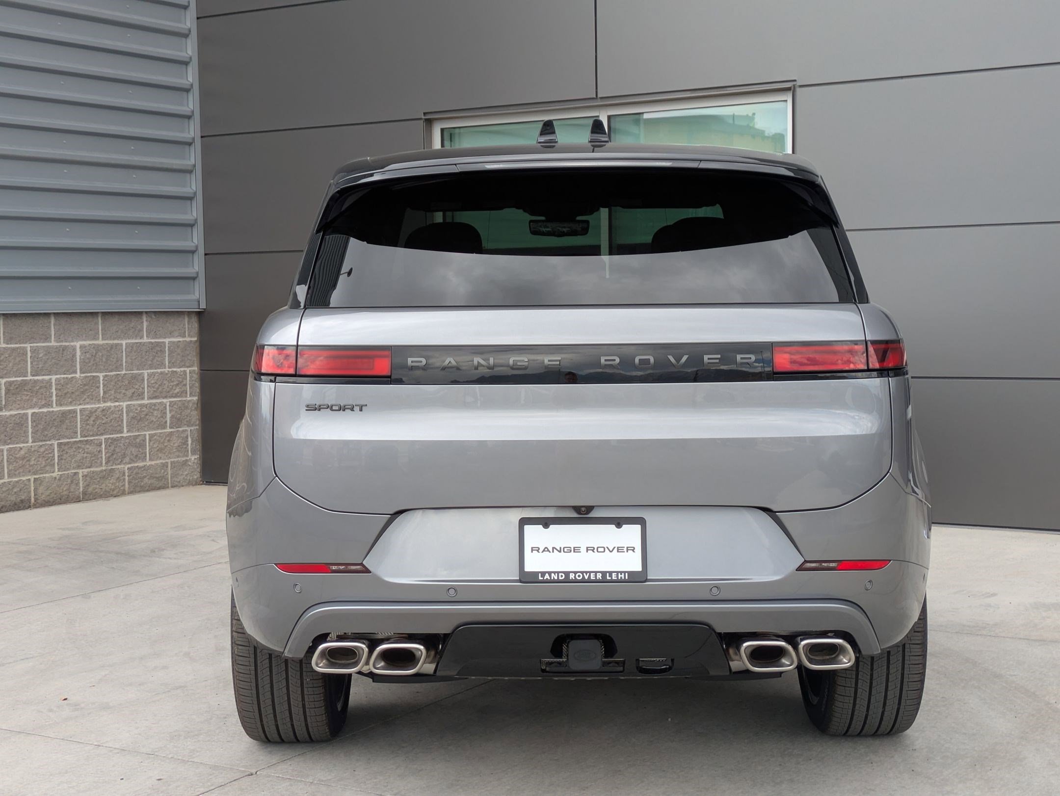 2025 Land Rover Range Rover Sport SE photo 7
