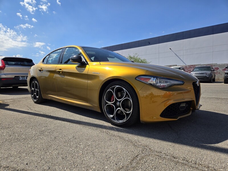 2022 Alfa Romeo Giulia Ti - VELOCE photo 2