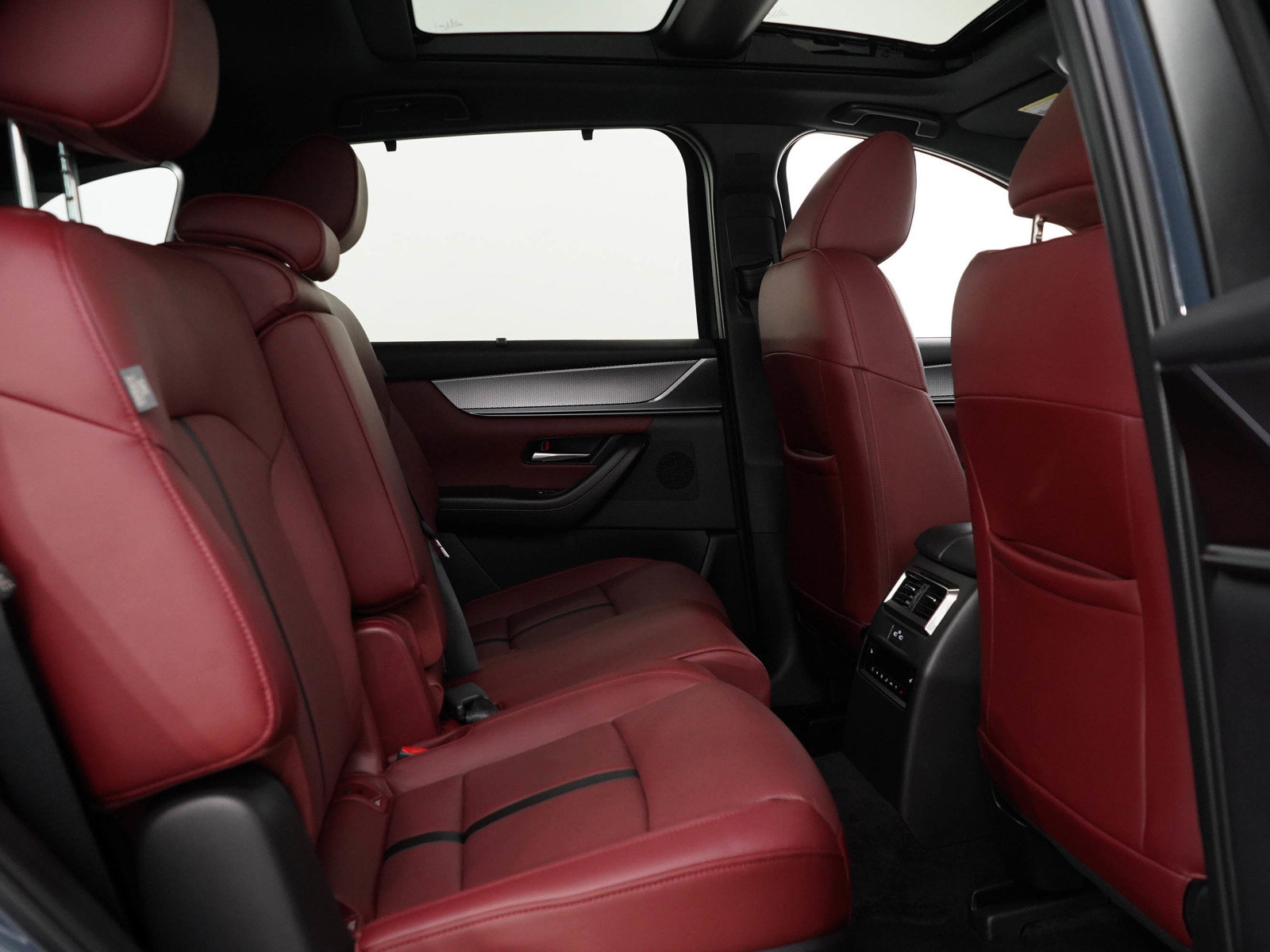 2025 Mazda CX-70 Premium Plus photo 11