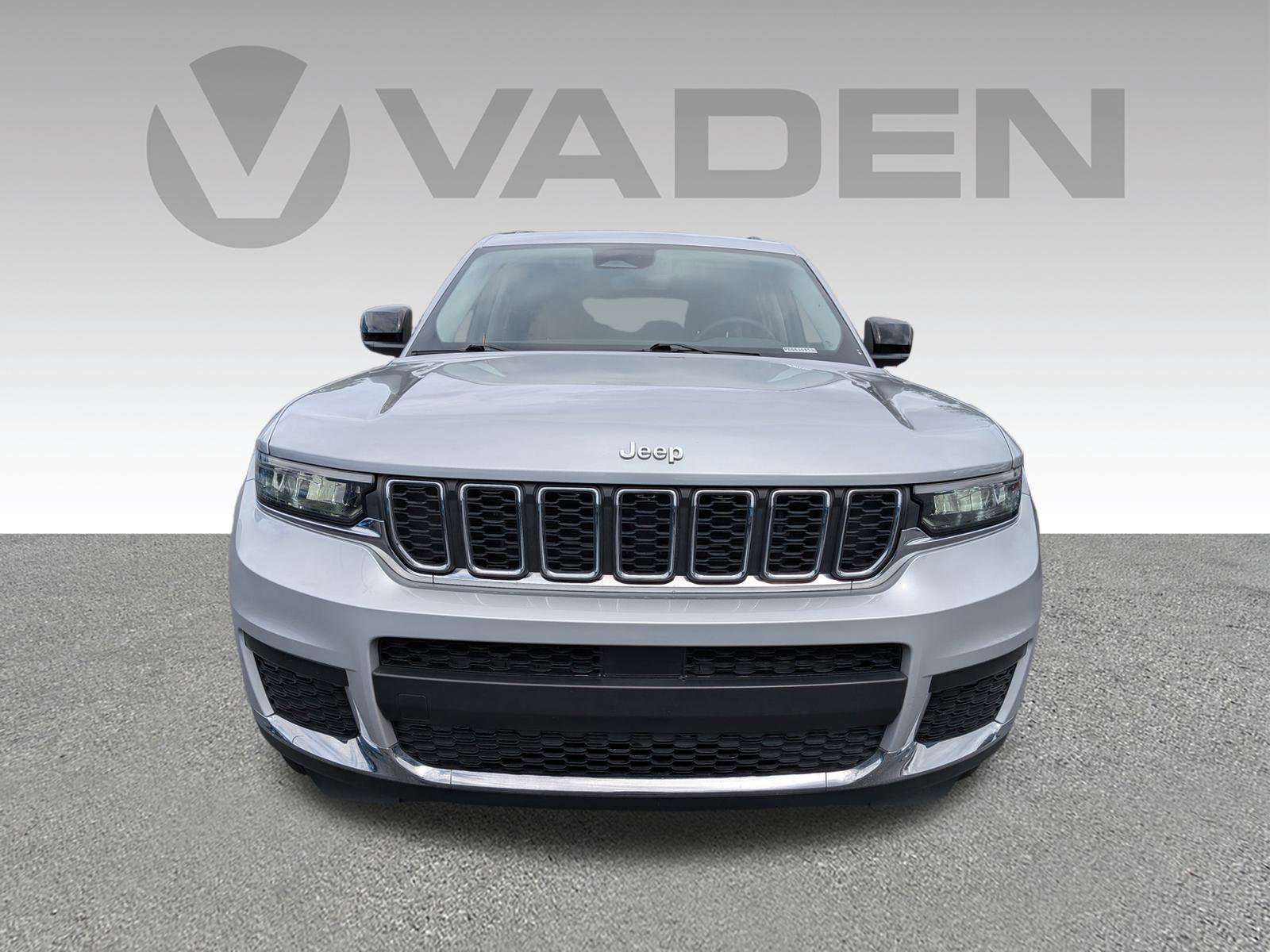2023 Jeep Grand Cherokee Laredo photo 20