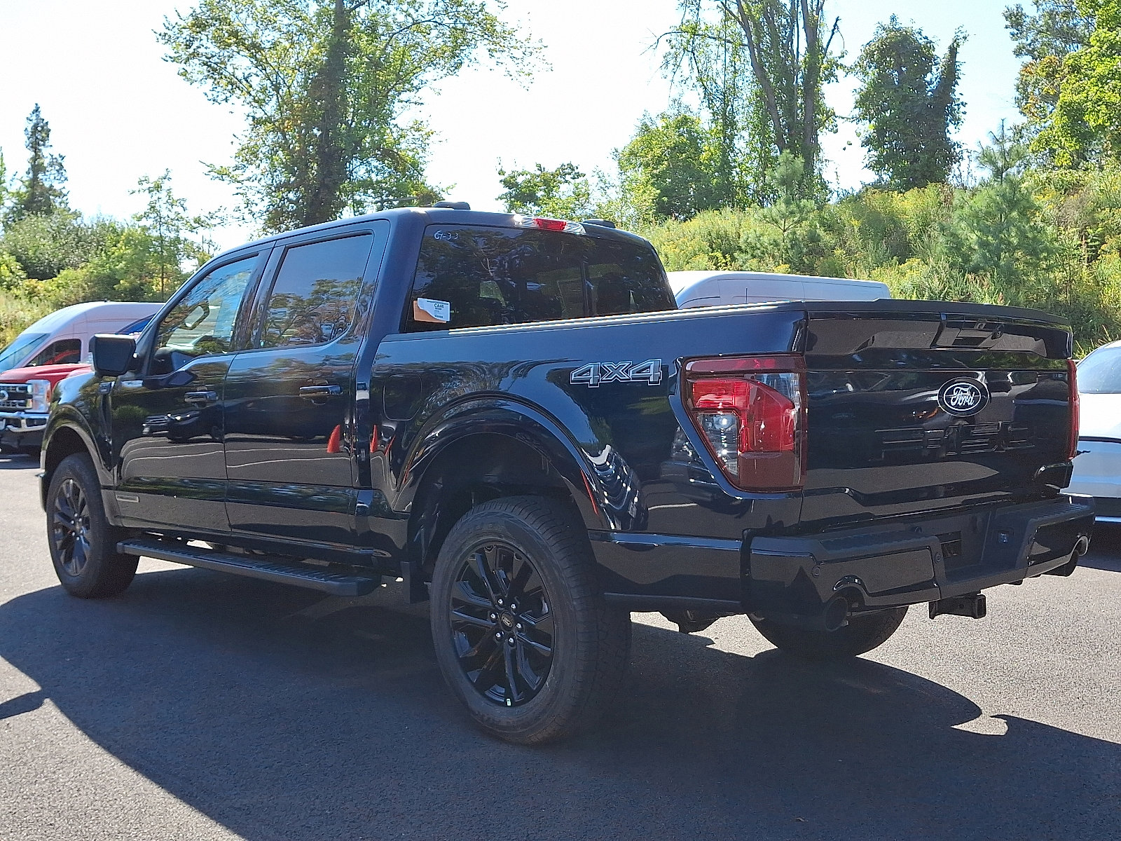 2025 Ford F-150 XLT photo 3