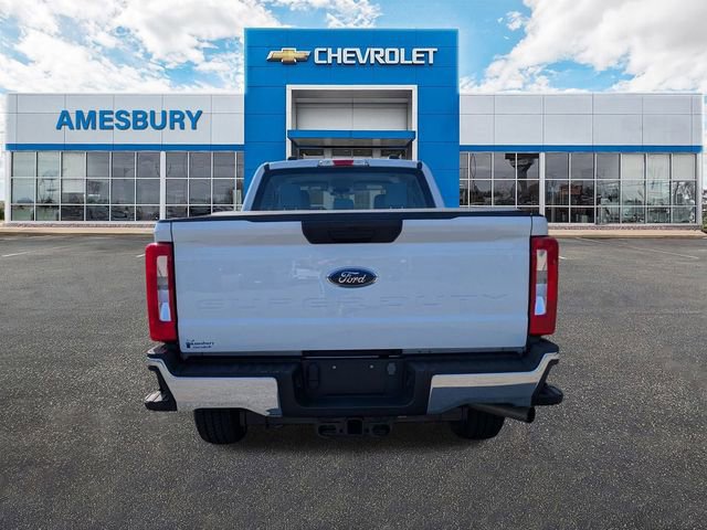 2023 Ford F-350 XL photo 6