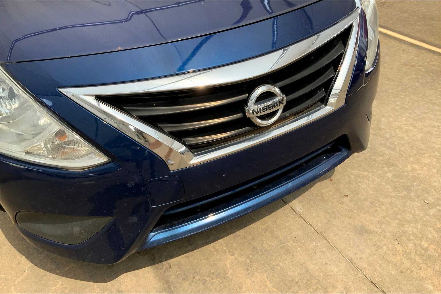 2019 Nissan Versa SV photo 26