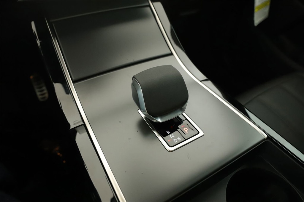 2024 Land Rover Range Rover Evoque Dynamic SE photo 12