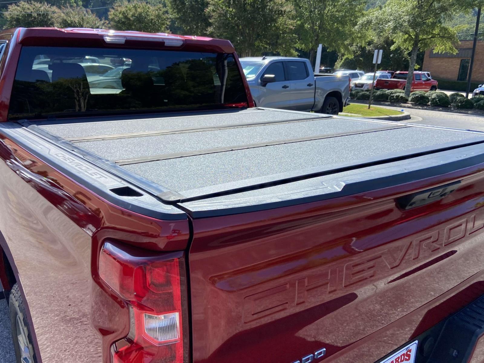 2024 Chevrolet Silverado 1500 RST photo 28