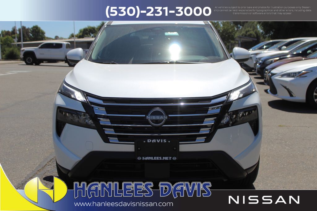 2026 Nissan Rogue SV photo 2