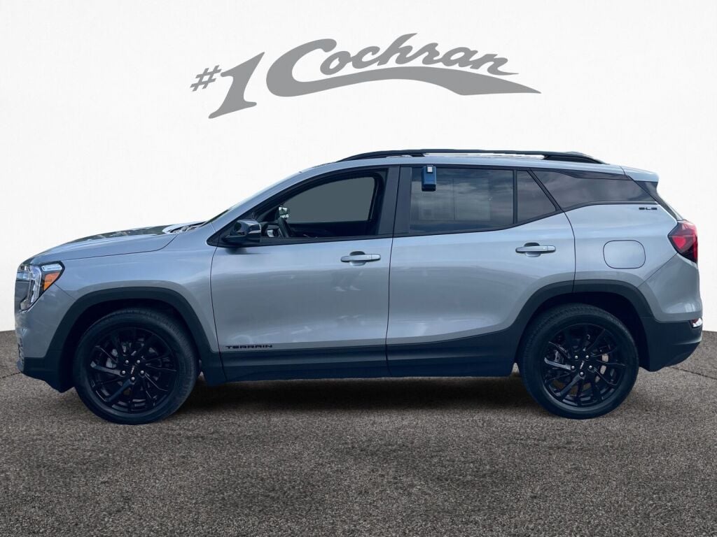 2023 Gmc Terrain SLE photo 2