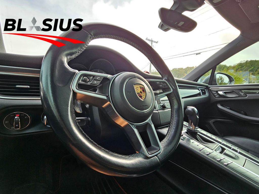 2016 Porsche Macan S photo 24