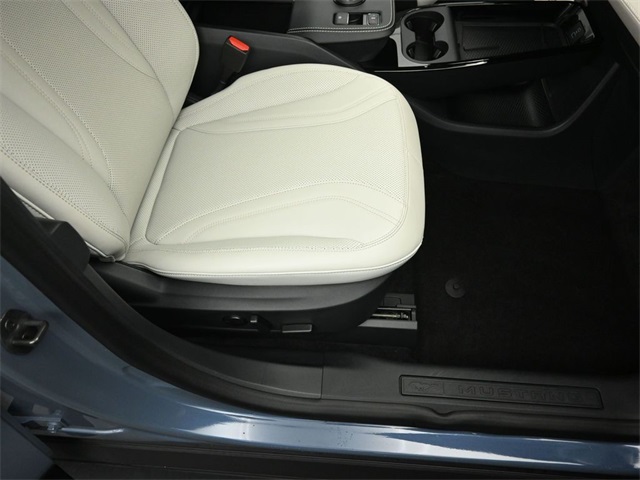 2024 Ford Mustang Mach 1 photo 27