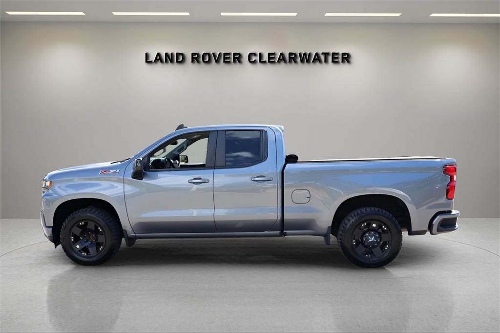 2020 Chevrolet Silverado 1500 RST photo 2