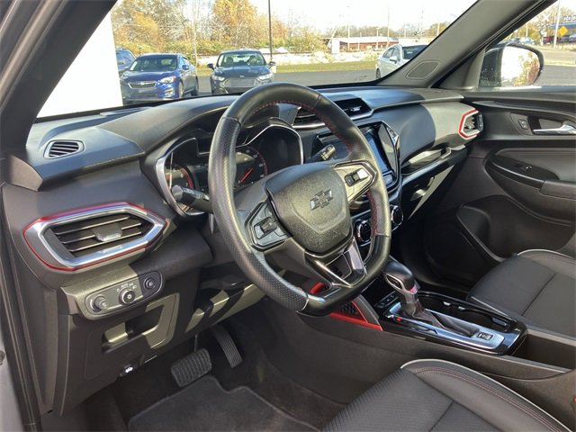 2022 Chevrolet Trailblazer RS photo 2