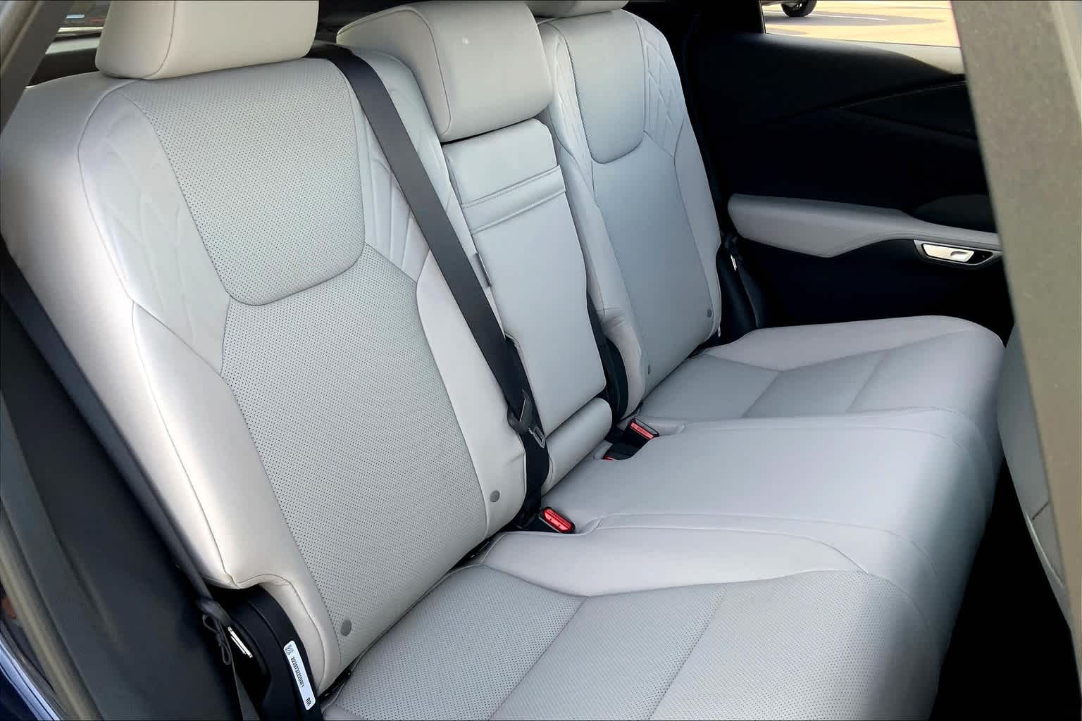 2023 Lexus RX Premium photo 18