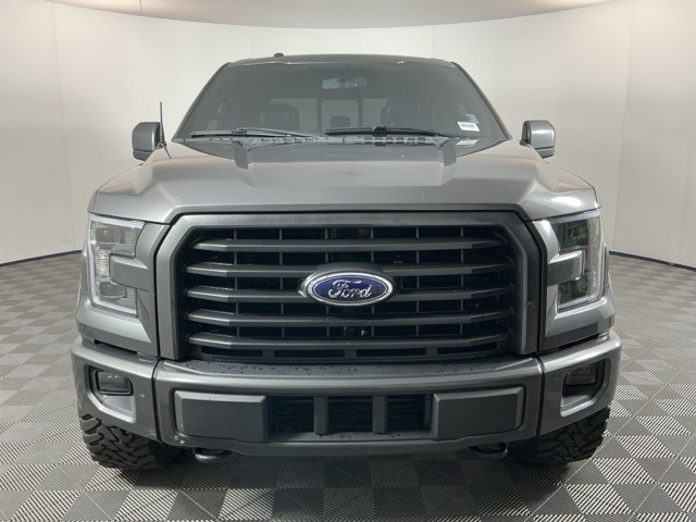 2015 Ford F-150 Lariat photo 2