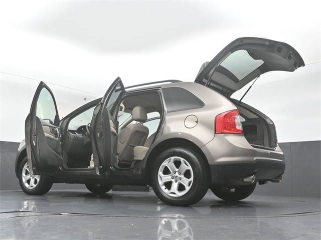 2014 Ford Edge SEL photo 46