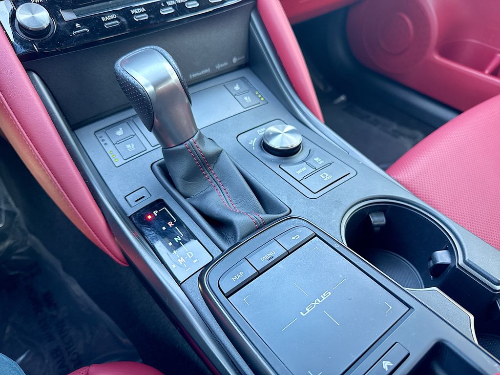 2023 Lexus IS 350 F SPORT photo 32