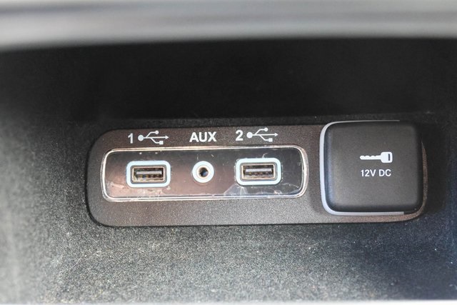 Used 2021 Silver Jeep Trailhawk image 26