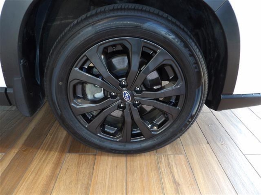 2023 Subaru Forester Sport photo 4