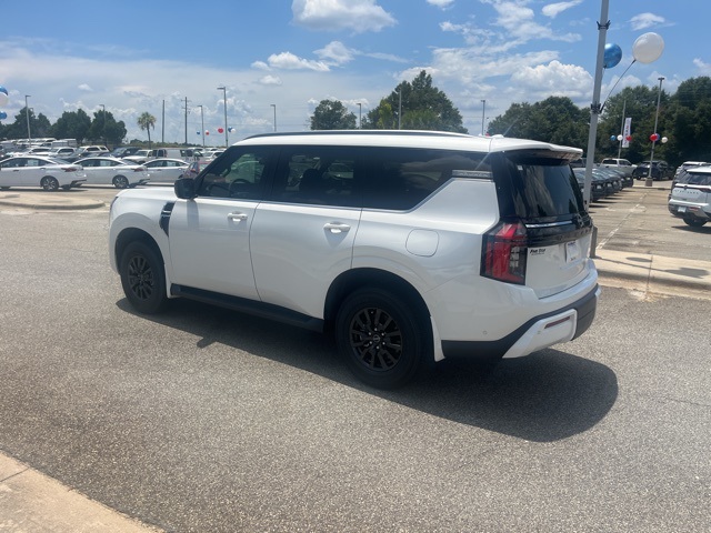 2025 Nissan Armada SV photo 4
