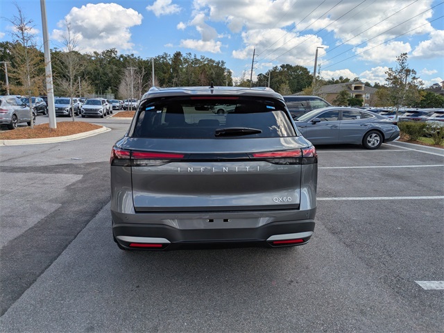 2026 Infiniti QX60 Luxe photo 4