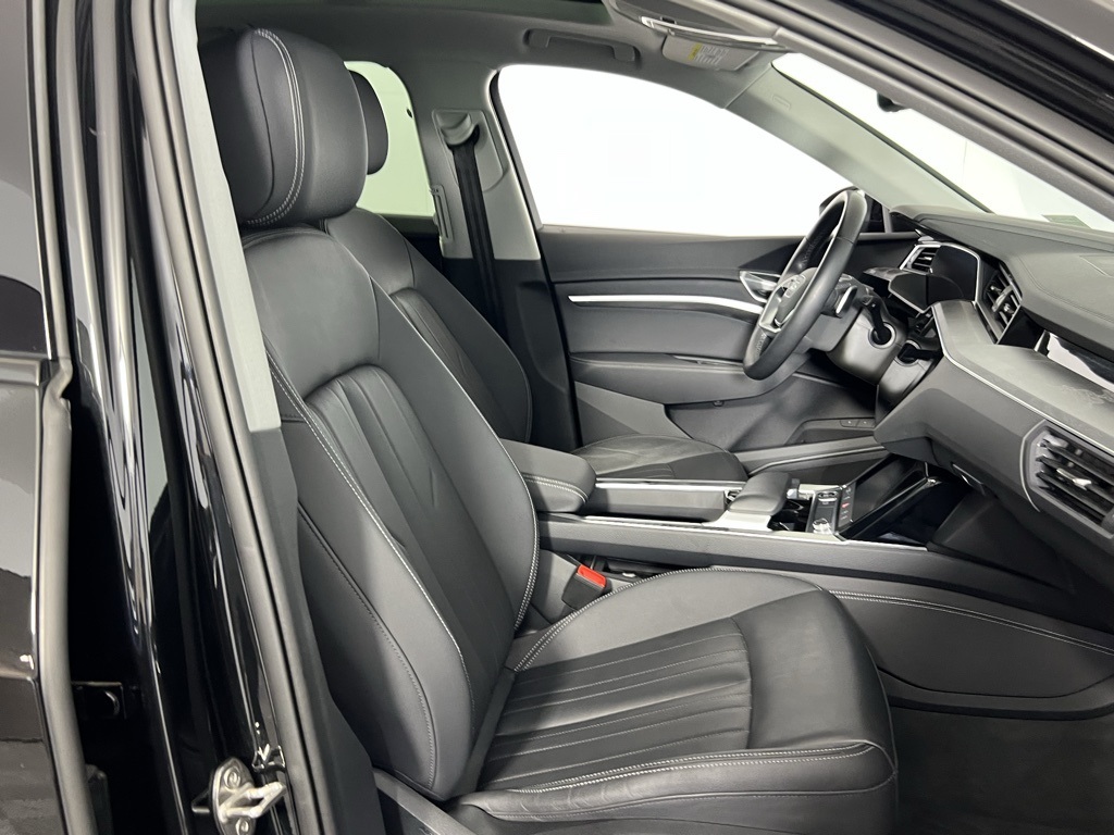 2023 Audi e-tron Premium photo 21