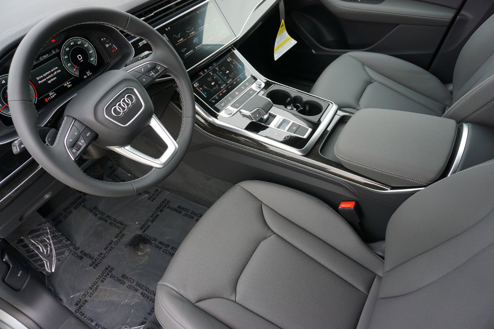 2025 Audi Q8 Premium Plus photo 5