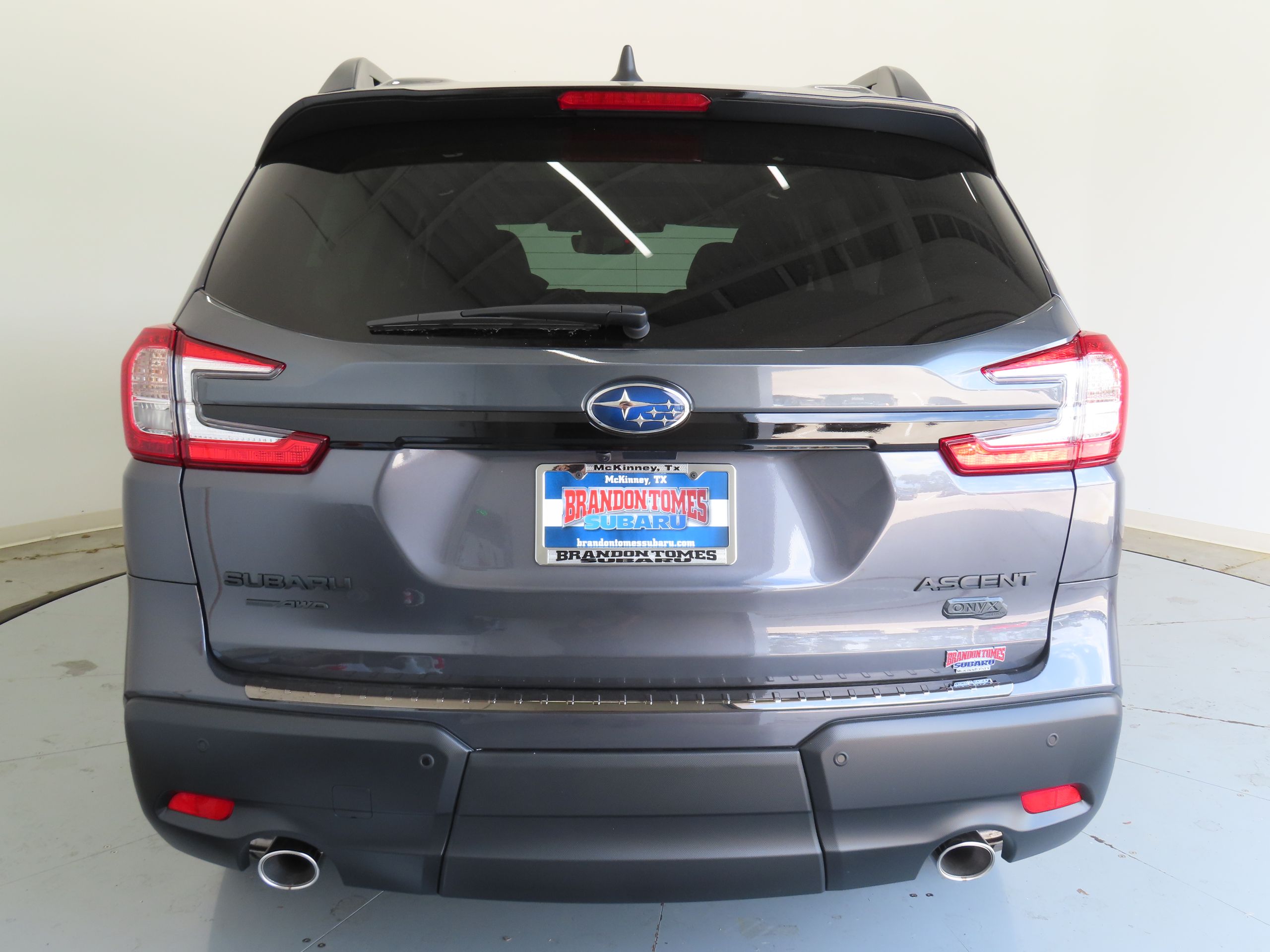 2025 Subaru Ascent Onyx Edition photo 4