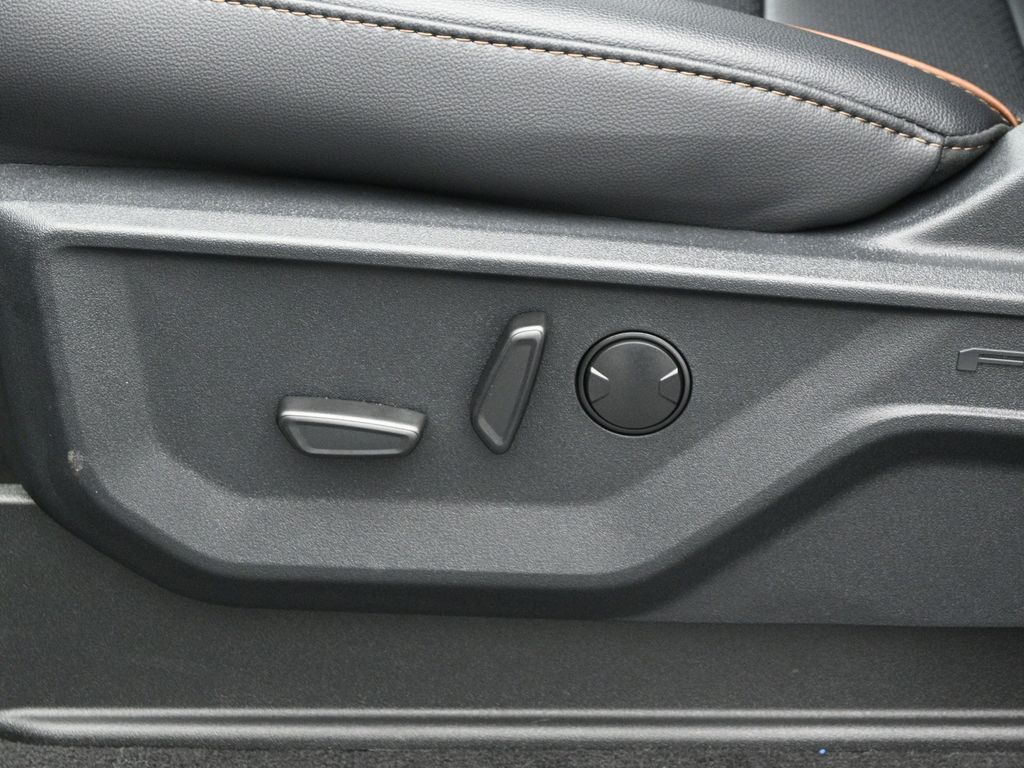 2025 Ford F-250 Super Duty Lariat