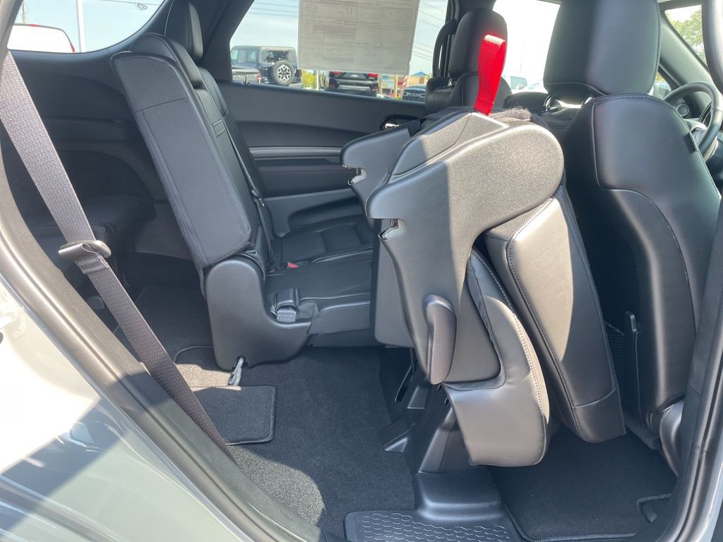 2025 Dodge Durango R/T Plus photo 36