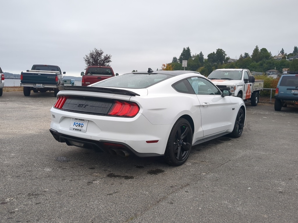 2022 Ford Mustang GT photo 18