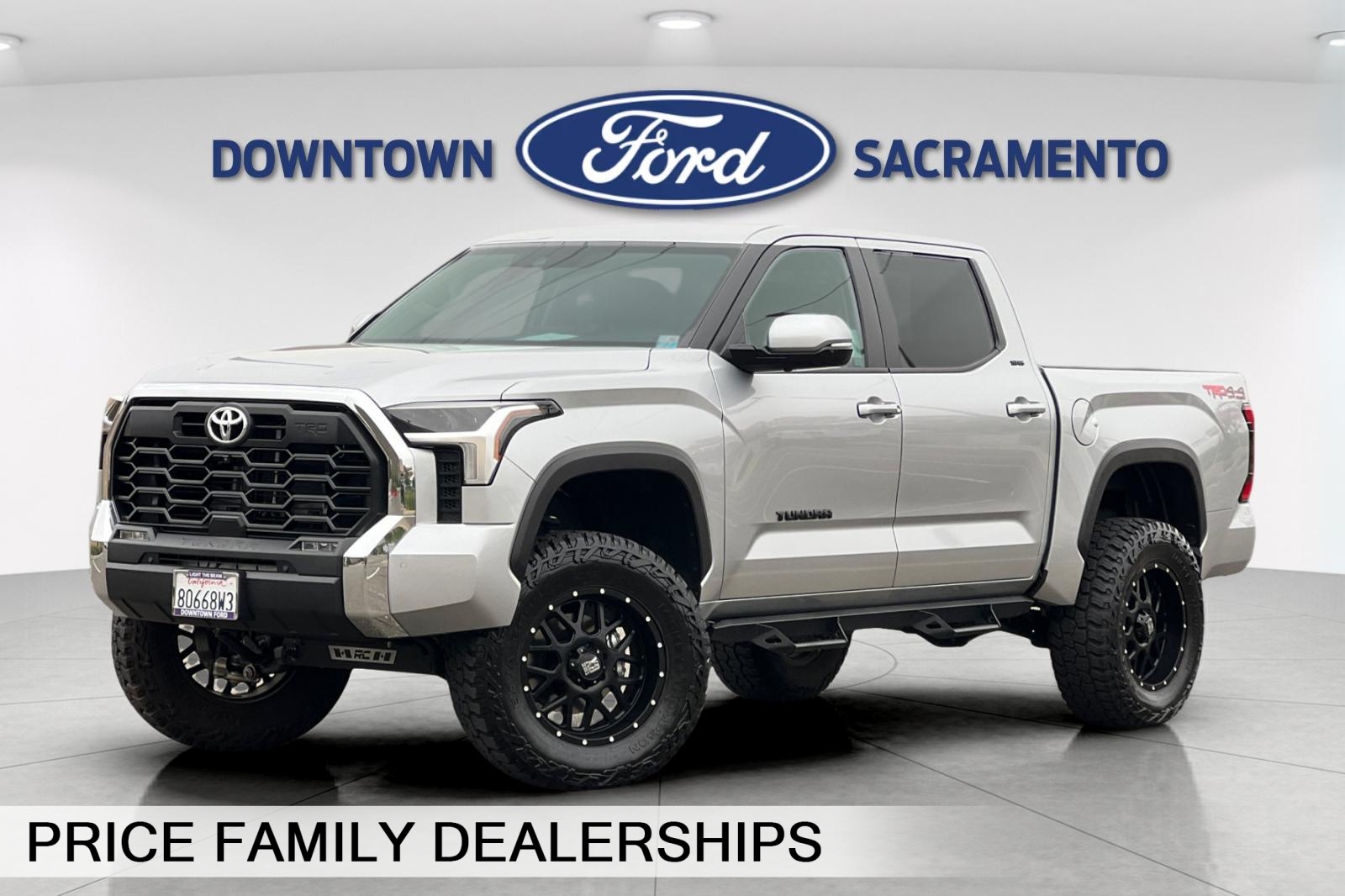 2024 Toyota Tundra SR5's photo