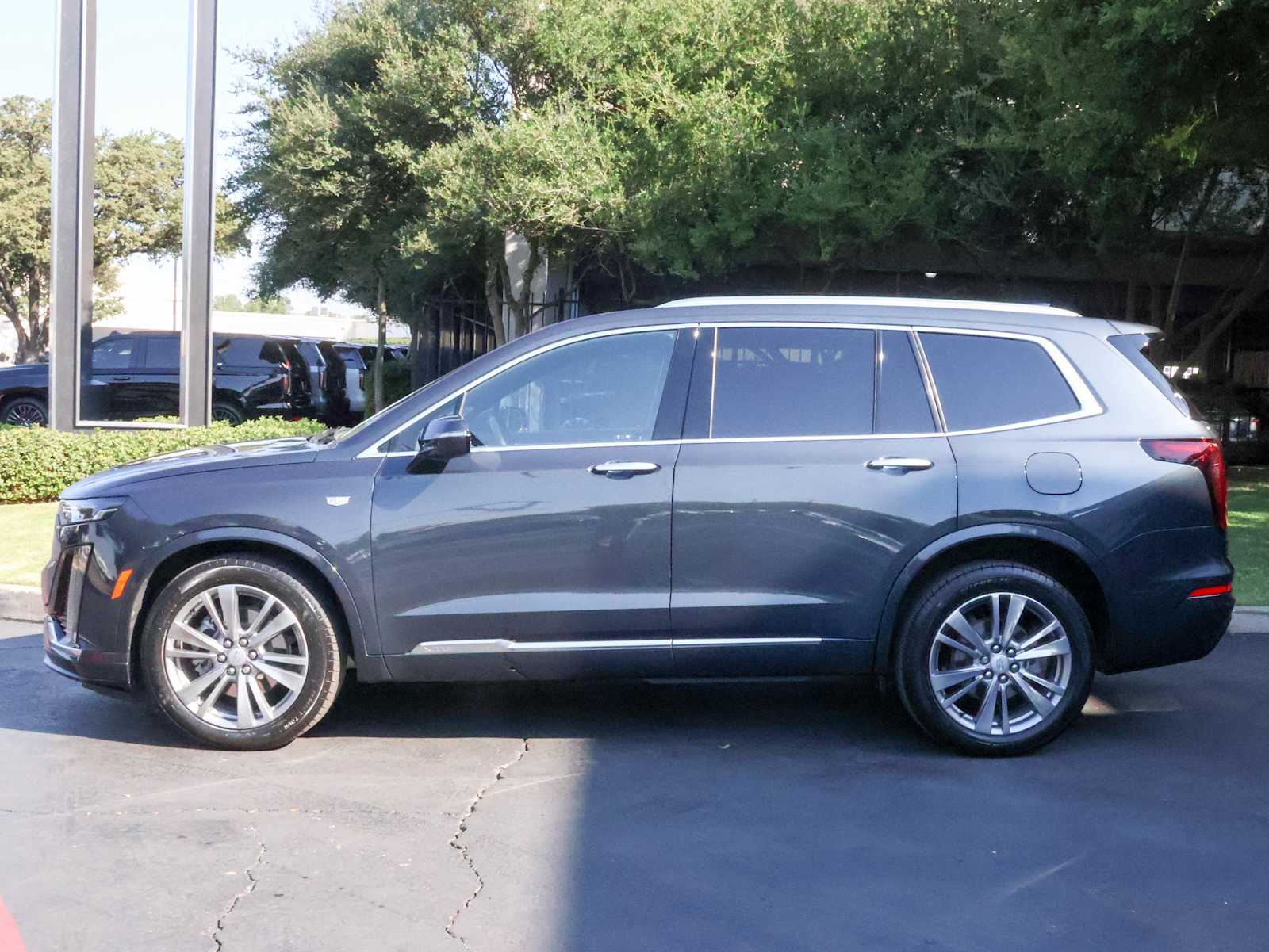 2023 Cadillac XT6 Premium Luxury photo 4