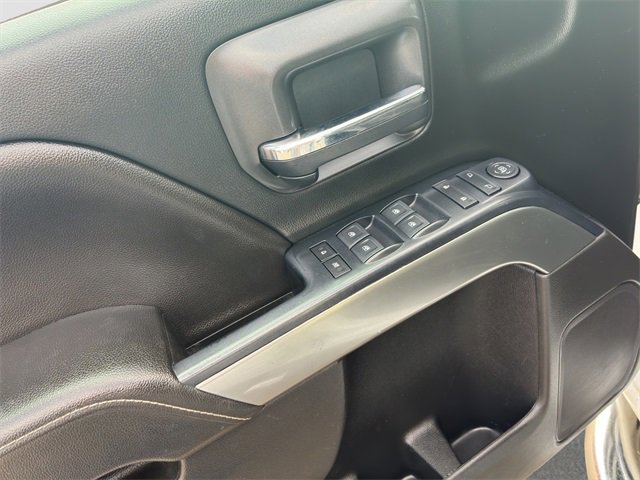 2018 Chevrolet Silverado 2500HD LT photo 13