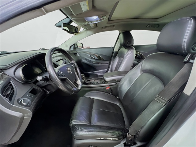 2016 Buick LaCrosse Sport Touring photo 10